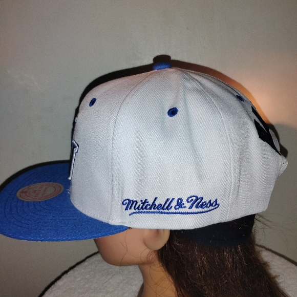 HBCU Hampton University Mitchell &Ness snapback cap - Picture 5 of 8
